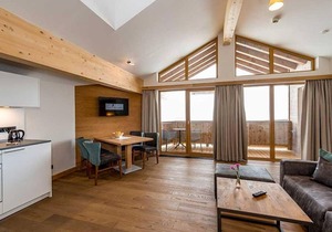 Deluxe Apartment - Tyrolean Wine Bar