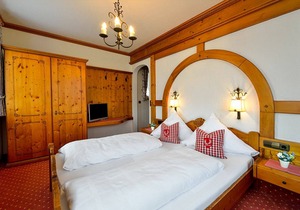 Double Chalet Suite with toilet and shower