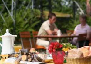Double room, shower, toilet, balcony - Hotel Schönblick