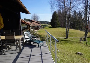 Experience unforgettable moments in the Hochbergle vacation village by the lake!