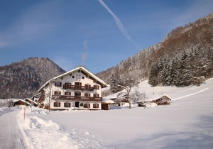 F Apartment Längauer Alm 52sqm, balcony, kitchen, 2 bedrooms and 1 bed-sitting room.