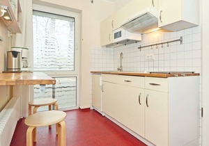 Fantastic holiday apartment 50 m from the pier in Koserow, with WLAN and balcony - holiday complex