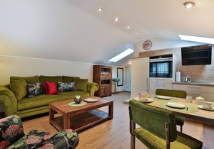 Ferienwohnung Nr. 4, mit Balkon und Bergblick, 48 qm