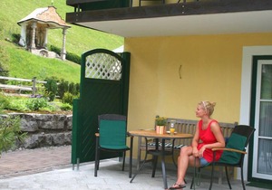 Ferienwohnung Gamsblume, 2 Personen, 54 m², Dusche/WC, Flat-TV, 1 Schlafzimmer, Balkon, Infrarot-Wärmekabine, Nichtrauche