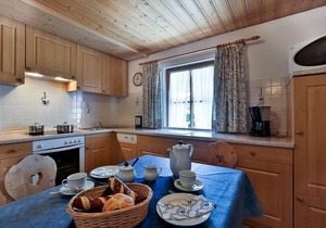 Ferienwohnung Nr. 2, 1-2 Personen, 54 qm, Dusche/WC, Terrasse, TV, W-LAN, 1 Schlafzimmer, Erdgeschoss