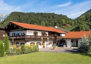 Ferienwohnung Nr. 2, 1-2 Personen, 54 qm, Dusche/WC, Terrasse, TV, W-LAN, 1 Schlafzimmer, Erdgeschoss