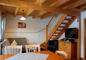 Ferienhaus (80qm) mit großer Küche und Balkon in ländlicher Umgebung
