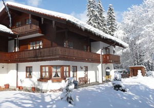 Ferienwohnung Nr. 2, 2 bis 4 Personen, 60 qm, 2 Schlafzimmer, Balkon