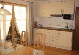 Ferienwohnung 2 "Chiemseestern" für 1-3 Personen (65 qm, 1. Etage)