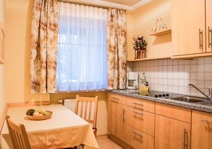 Ferienwohnung 1 | Gemütlich eingerichtetes Appartement mit Balkon