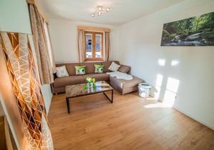 Ferienwohnung 1, Heuboden 54 m², 2-4 Personen, Schlafzimmer, Wohnküche, Du/WC, WLAN