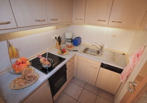 Ferienwohnung 4, 2 Personen, 50 qm., 1 Schlafzimmer, DU/WC, TV, Zimmersafe, Balkon