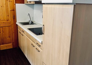 Ferienwohnung -4- , Balkon, Küche, 2 Schlaf- und 1 Wohn-/schlafzimmer, max 4 Pers. Wlan