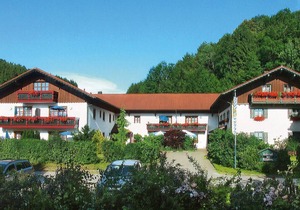 Ferienwohnung 50qm | schöne, geräumige Wohnung mit Balkon