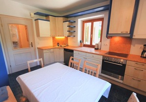 Ferienwohnung 6, 2 Schlafzimmer, 1 Wohnzimmer, Separate Küche, Du-wc
