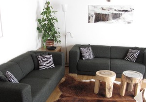Ferienwohnung (85qm), Balkon, Küche extra, 1 Schlaf- und 1 Wohnzimmer, 2 Badezimmer, WLAN, max 4 Personen
