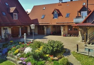 Ferienwohnung gelegen im kleinen Paradies umrahmt von Wiesen, Feldern und Wald