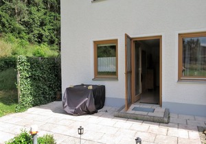 Ferienwohnung im 1. Stock mit kleiner Terrasse