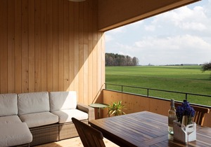 Ferienwohnung KATHI - 1-4 Personen, 2 separate Schlafzimmer, 84 qm, überdachte Loggia, 1.OG