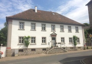 Ferienwohnungen im SCHUL & RATHHAUS Obervolkach
