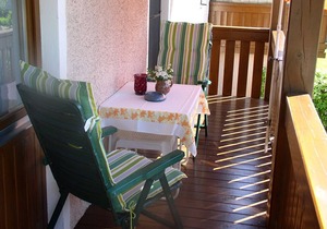 FeWo (45m2) mit Balkon und WLAN - Garten mit Grillplatz!
