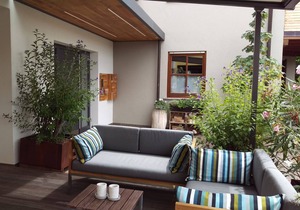Gemütliche 50qm Ferienwohnung mit Balkon, kostenloses Parken und WLAN, Frühstücksbuffet, voll ausgestattete Küche