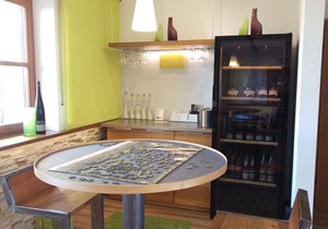 Gemütliche 50qm Ferienwohnung mit Balkon, kostenfreies Parken und WLAN, Frühstücksbuffet, voll ausgestattete Küche
