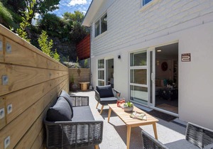 Hillside Villa 2 – Modern 2BR Walk to Town & A/C