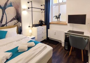 HOMELY STAY Studio 1 - Small and cozy Self-Check-In Room in Munich - 15 min from Oktoberfest