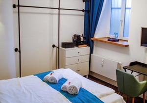 HOMELY STAY Studio 2 - Modern Self-Check-In room in Munich - 15 min from Oktoberfest