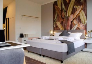 HOMELY STAY Studio 7 - Elegant Self-Check-In Studio for Urban Travelers - 15 min from Oktoberfest