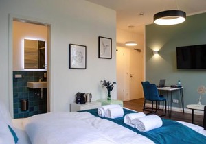HOMELY STAY Studio 9 - Stylish & Convenient Self-Check-In Studio in Munich - 15min from Oktoberfest