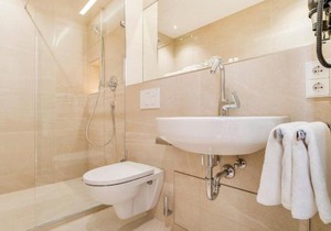 Hotel-Etage Apfelrot