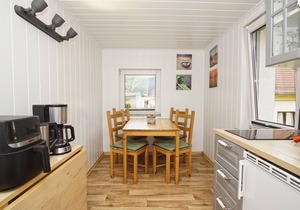 House in a quiet location, free use of swimming pool and sauna - Ferienhus Baabe