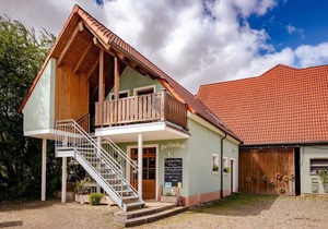 Idyllic vacation apartment for up to 6 people (64 m²) with covered south-facing balcony
