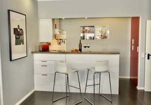 In the center, 2-room-apartment, 75sqm, 20% DISCOUNT from 1 month! W-Lan, TG, partly with AC!