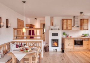 Jasmin vacation apartment with south-facing terrace and mountain view