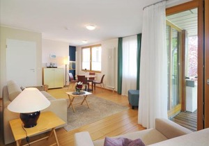Kaiservillen Heringsdorf - Ferienwohnung mit 1 Schlafzimmer und Balkon D133
