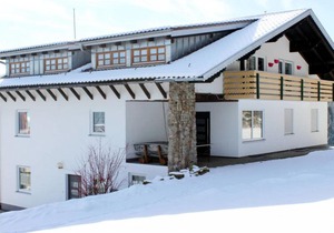 Kollnburg Villa Sleeps 26 WiFi