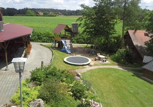 Large holiday home (82 m2) on two floors with a sun terrace