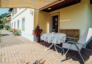 Luring Apartment in Plankenstein near Forest