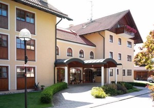 Luxurious apartment for up to 4 people (43 sqm) with balcony