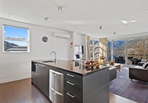 Marina Quarters 406B