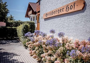 Moderne Ferienwohnung für zwei Personen mit großzügigem Balkon