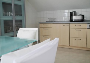 Moderne Fewo mit geräumigen Sonnenbalkon und Sauna im Hau