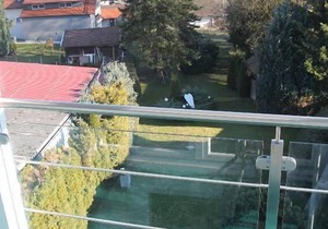 Moderne Fewo mit geräumigen Sonnenbalkon und Sauna im Hau