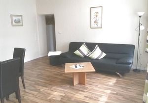 Newly furnished vacation apartment with accessibility