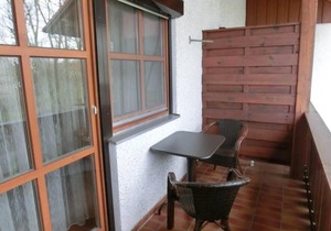 One-room apartment (30 sqm) with covered south-facing balcony