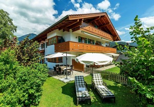 Prinzregent garden apartment with large terrace