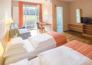 Quadruple room with toilet and shower - Hotel Classic